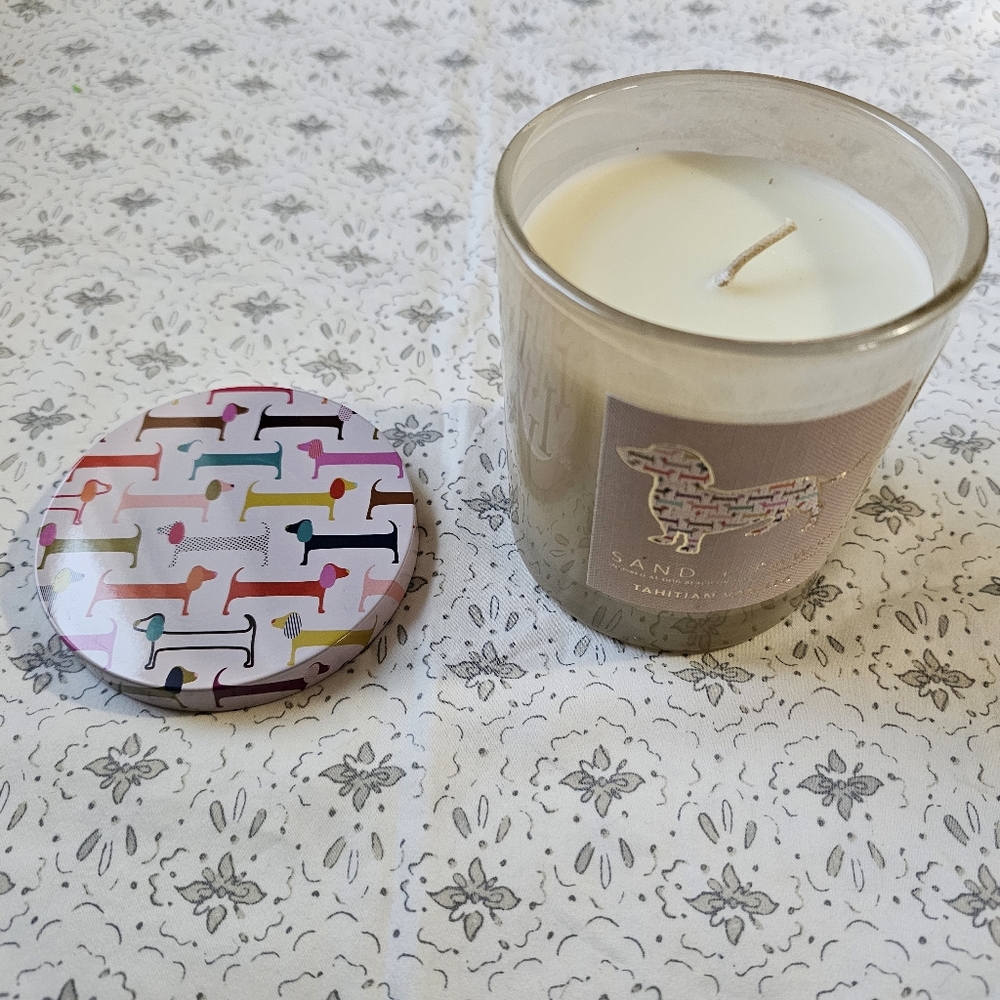 Sand & Paws Rainbow Dachshund Tahitian Vanilla Candle